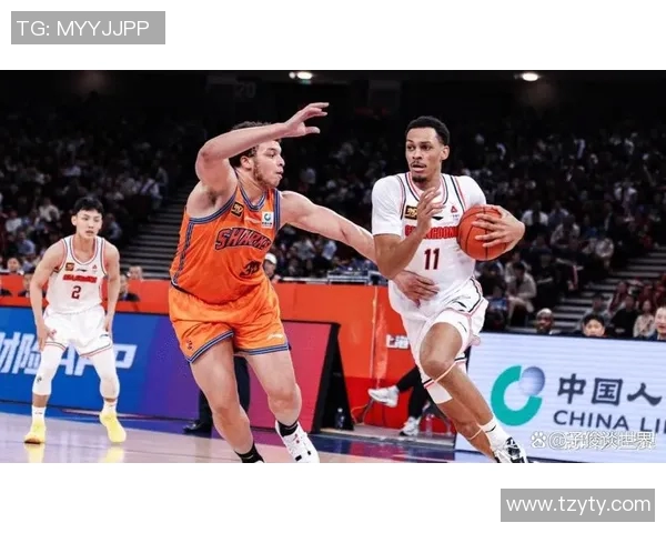 广东宏远四连胜大捷!94比75战胜上海男篮,展现强劲实力