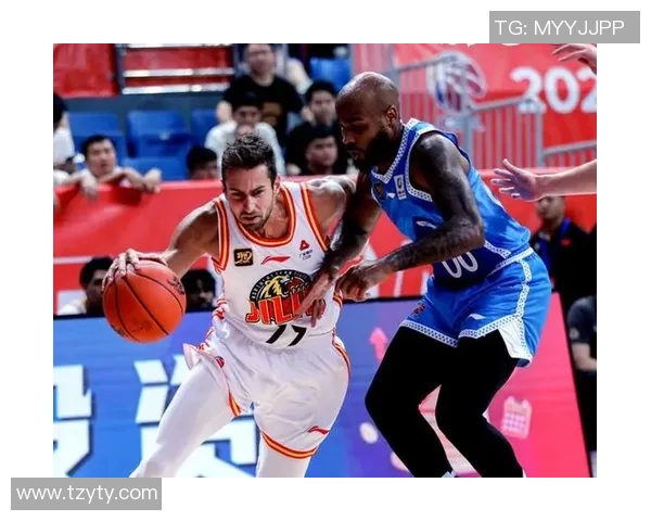 罗伯特-高登再次成为北京首钢胜利的关键人物